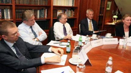 США надоели литовские страшилки США надоели литовские страшилки