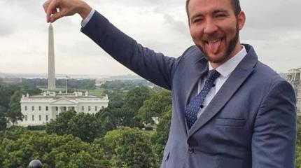 Делегацию Украины обвинили в надругательстве над госсимволом США Делегацию Украины обвинили в надругательстве над госсимволом США