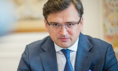 Кулеба предложил начать диалог с Россией "за бокалом вина" Кулеба предложил начать диалог с Россией "за бокалом вина"