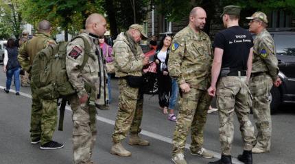 Правый сектор ведет вербовку российских журналистов