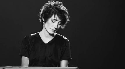 Украинский флаг, как причина ненависти Земфиры