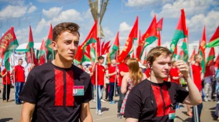 Беларусь: Национализм ведет к вышиванке, вышиванка – к фашизму Беларусь: Национализм ведет к вышиванке, вышиванка – к фашизму