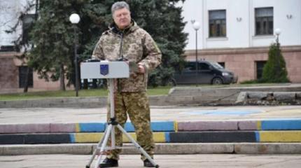 Порошенко знает: если Донбасс вернется, Украина навернется Порошенко знает: если Донбасс вернется, Украина навернется