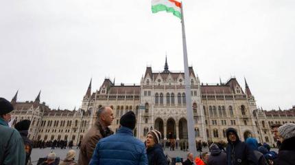 Переворот в Будапеште Вашингтону уже не устроить