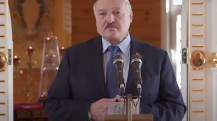 Лукашенко о прибалтах и поляках: Стоят на границе и просят пропустить их в РБ за гречкой и солью Лукашенко о прибалтах и поляках: Стоят на границе и просят пропустить их в РБ за гречкой и солью
