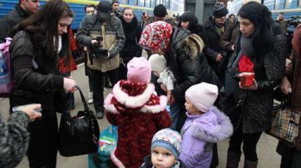 Переселенцев с Донбасса лишили права голоса