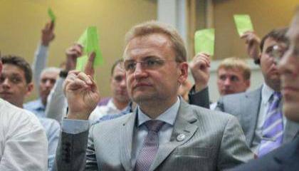 «Самопомощь» Андрея Садового. Феномен или проект?