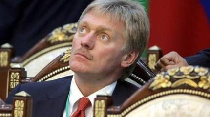 Мечта нувориша Пескова о монархии ясна. Но зачем эта петля народу? Мечта нувориша Пескова о монархии ясна. Но зачем эта петля народу?