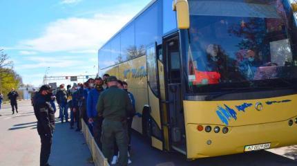 «Русских пропускают не глядя»: безвизовый режим работает против украинцев «Русских пропускают не глядя»: безвизовый режим работает против украинцев