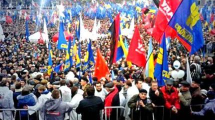 «Евромайдан» проходит в центре Киева «Евромайдан» проходит в центре Киева