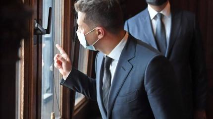 В СМИ рассказали, зачем Зеленский встречался с главой британской разведки В СМИ рассказали, зачем Зеленский встречался с главой британской разведки