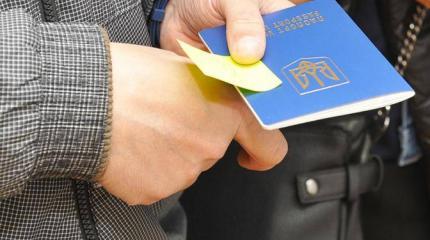 Зеленский зовет к себе российских бандитов и врагов Путина Зеленский зовет к себе российских бандитов и врагов Путина