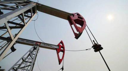 Цена на нефть рухнула на сообщениях о соглашении «шестерки» с Ираном Цена на нефть рухнула на сообщениях о соглашении «шестерки» с Ираном