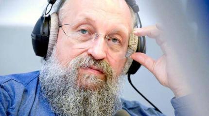 Вассерман о крымском докладе ООН: бедной киске не дают украсть сосиски Вассерман о крымском докладе ООН: бедной киске не дают украсть сосиски