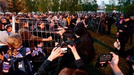 Бесноватые вылезли из нор: что происходит в Екатеринбурге Бесноватые вылезли из нор: что происходит в Екатеринбурге