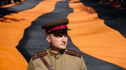 Молодые мариупольцы видят своё будущее в России Молодые мариупольцы видят своё будущее в России
