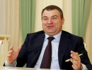 Сердюков вернулся к жене и получил за это должность? Сердюков вернулся к жене и получил за это должность?