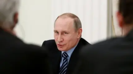 Bloomberg: Упавшему рейтингу Путина позавидовал бы любой политик Bloomberg: Упавшему рейтингу Путина позавидовал бы любой политик