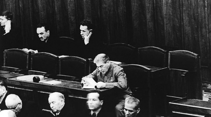 Сталин, начало 1950-х годов: шагреневая кожа изоляции Сталин, начало 1950-х годов: шагреневая кожа изоляции