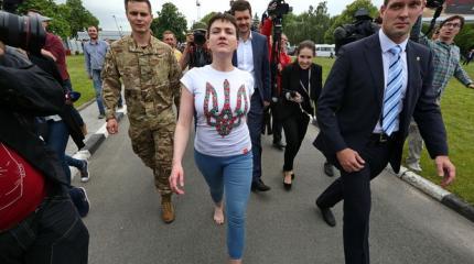 Савченко прибыла на Донбасс Савченко прибыла на Донбасс