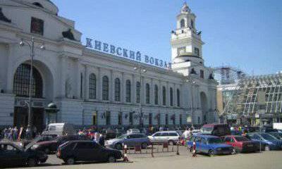 Москва останется с Киевом Москва останется с Киевом