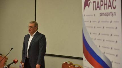 Касьянову осталось выйти на улицу и «вернуть Крым Украине» Касьянову осталось выйти на улицу и «вернуть Крым Украине»
