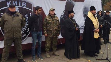 Бред сумасшедших: Митрополит благословляет «хероев» «УПА»