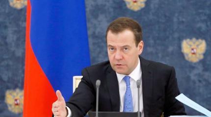 Медведев: страны НАТО - законные военные цели для России Медведев: страны НАТО - законные военные цели для России