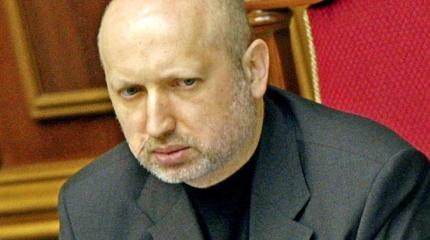 Турчинов: Россия строит мост без разрешения Украины