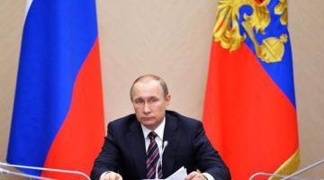 Владимир Путин провел совещание с членами Правительства