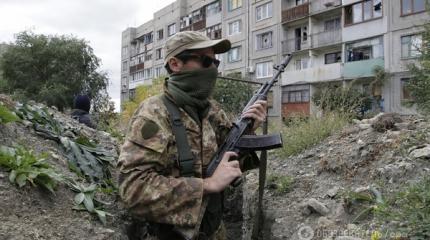 В Луганске поймали украинских шпионов В Луганске поймали украинских шпионов