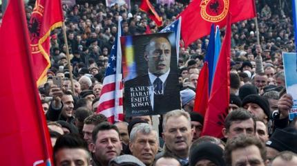 Банда головорезов просит Россию о признании Банда головорезов просит Россию о признании