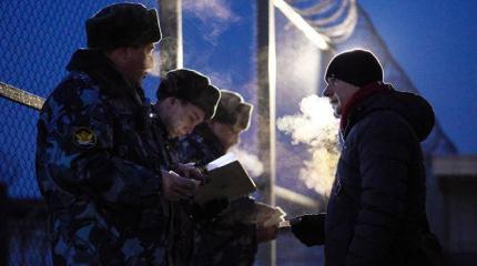 В Москве придумали: Арктику будут поднимать зеки и солдаты В Москве придумали: Арктику будут поднимать зеки и солдаты