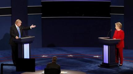 Клинтон пытается «слить» Трампа при помощи админресурса