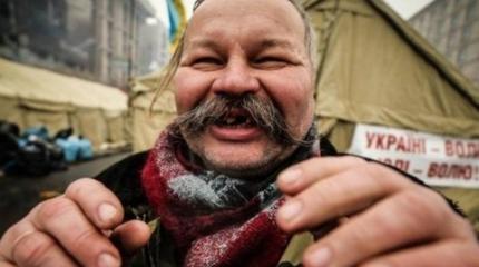 Участники киевских беспорядков перешли к пассивному противостоянию Участники киевских беспорядков перешли к пассивному противостоянию