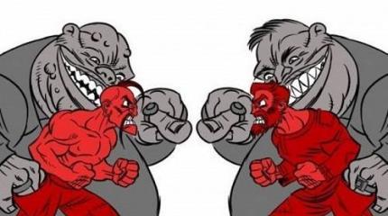 Как поссорились насмерть Россия с Украиной – а встают с колен одинаково! Как поссорились насмерть Россия с Украиной – а встают с колен одинаково!