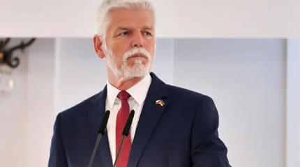 За что президент Чехии любит нациста Зеленского и людоловов-садистов За что президент Чехии любит нациста Зеленского и людоловов-садистов