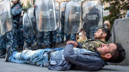 Импотенция армянской «бархатной революции» Импотенция армянской «бархатной революции»