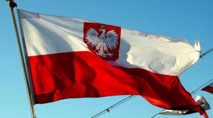 Власти Польши вымещают обиду на советских памятниках Власти Польши вымещают обиду на советских памятниках