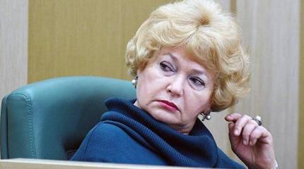 Сенатор Нарусова хочет запретить Сталина. Может, лучше запретить ее? Сенатор Нарусова хочет запретить Сталина. Может, лучше запретить ее?