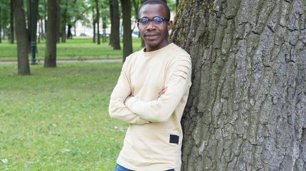 Думал, что холодно и все пьют: Гамбиец рассказал о своей жизни в России Думал, что холодно и все пьют: Гамбиец рассказал о своей жизни в России
