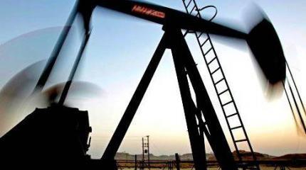 Мировые цены на нефть корректируются вверх после резких падений Мировые цены на нефть корректируются вверх после резких падений