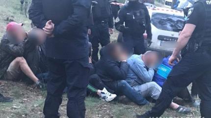 Задержание боевиков в лесу под Харьковом: О чем молчат украинские СМИ Задержание боевиков в лесу под Харьковом: О чем молчат украинские СМИ