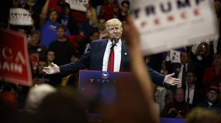 Трамп может не поехать в Британию из-за разногласий с принцем Чарльзом Трамп может не поехать в Британию из-за разногласий с принцем Чарльзом
