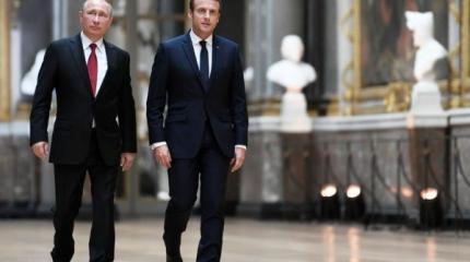 Путин экзаменует Макрона Путин экзаменует Макрона