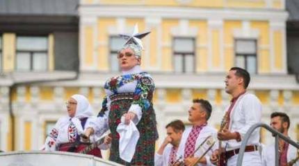 Народ плачет – нация скачет Народ плачет – нация скачет
