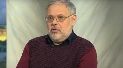 Хазин: Запад еще надеется выскочить, но Путин понимает его обреченность Хазин: Запад еще надеется выскочить, но Путин понимает его обреченность