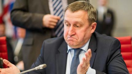 Дещица: Киев отправил ноту протеста в МИД Польши из-за демонтажа памятника Дещица: Киев отправил ноту протеста в МИД Польши из-за демонтажа памятника