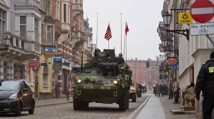 США готовятся к показательному подавлению «русского бунта» в Латвии США готовятся к показательному подавлению «русского бунта» в Латвии