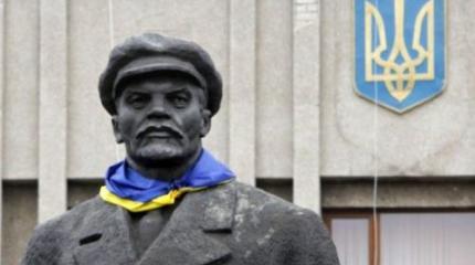 Европа требует отменить декоммунизацию